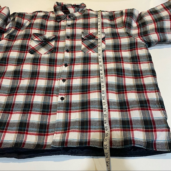 Northern Lakes By Above Average Plaid Flannel Quilted Shacket - Picture 6 of 11